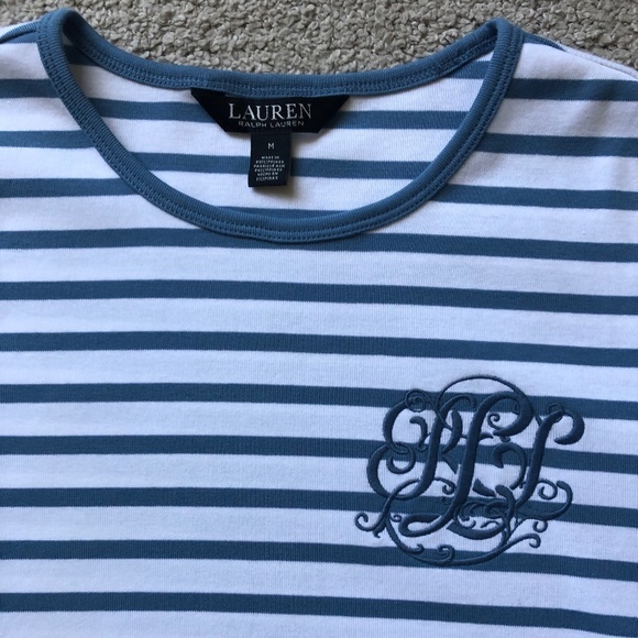 Ralph Lauren T-shirt. - Picture 2 of 3